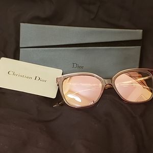 Dior Montaigne Pink Mirror Transitions